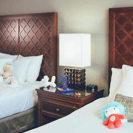 Holiday Inn Vacations At Orange Lake Resort East Village Four Corners Ngoại thất bức ảnh